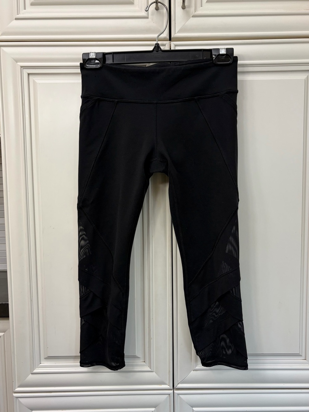 Ivivva by Lululemon reversible girls crop leggings